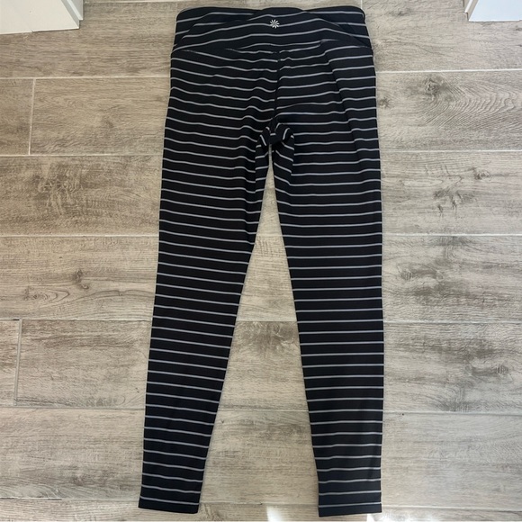 Athleta Black Gray Striped Leggings Running Stretch Ankle Workout Womens Size M - Picture 3 of 7